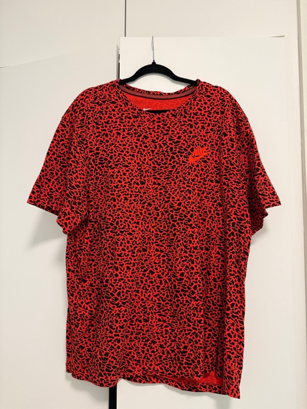 Nike Red and Black Leopard-Print Short Sleeve Tee